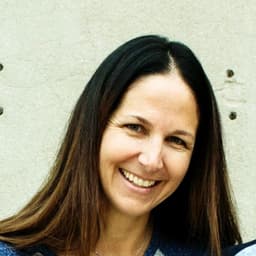 Jackie  Schierenberg